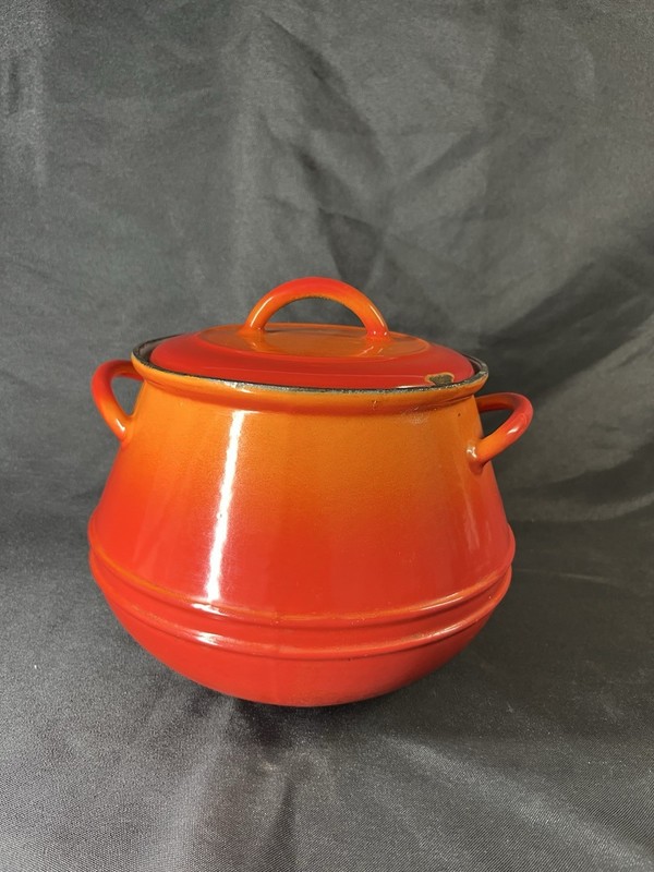 Vintage Descoware Flame Red Bean Pot Cast Iron Enamel with Lid 3qt Belgium