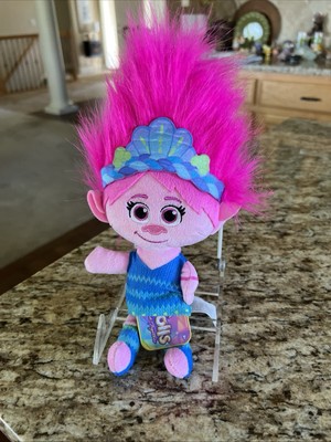 2023 Dreamworks Trolls Band Together 9  Queen Poppy Plush Doll With Tags EUC