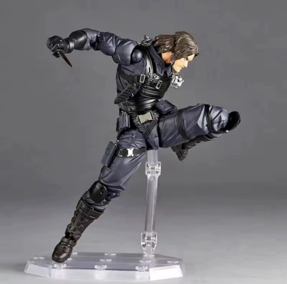 Figura de acción Revoltech Yamaguchi Capitán América Winter Solider Bucky Barnes Foto 4 de 4