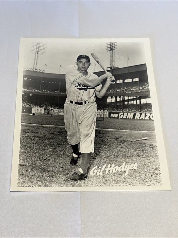 GIL HODGES (1960s) BASEBALL PLAYER BROOKLYN DOGERS 8x10 PHOTO