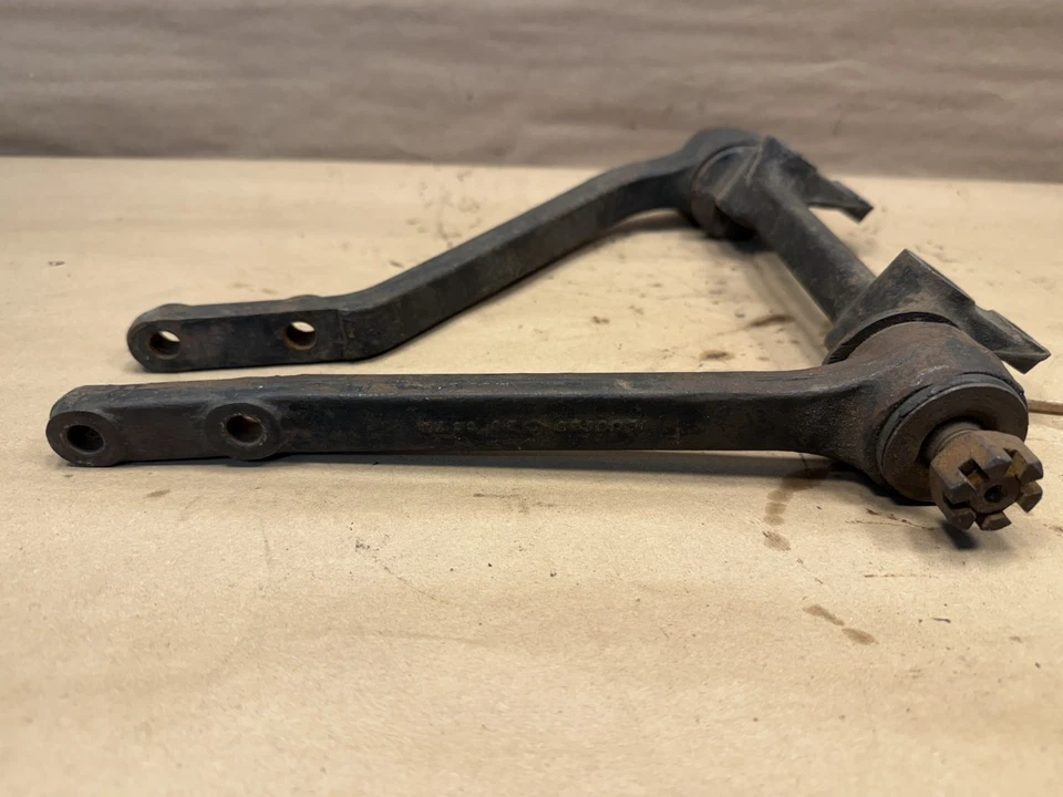 Jaguar XK140 XK150 Front Upper Wishbone Assembly OEM C4733 - Изображение 4 из 4