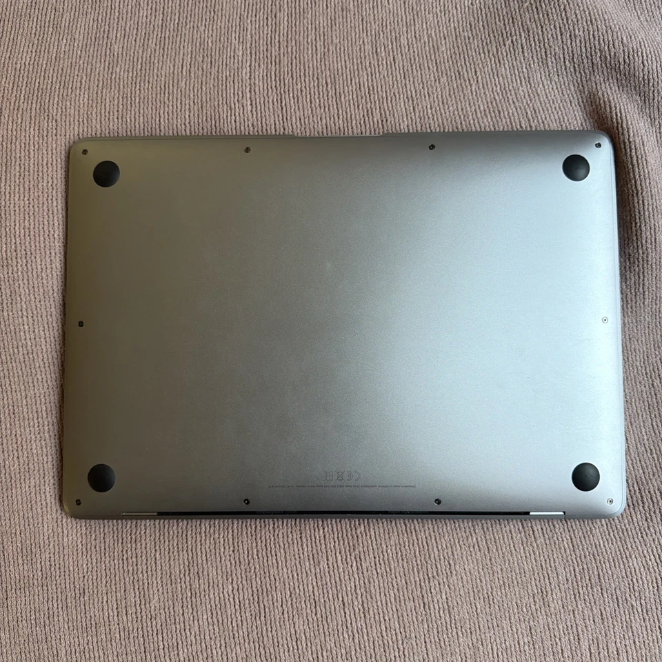 Apple MacBook Air 13" 2018 · i5 · 8GB · 256GB, foto 2 di 5