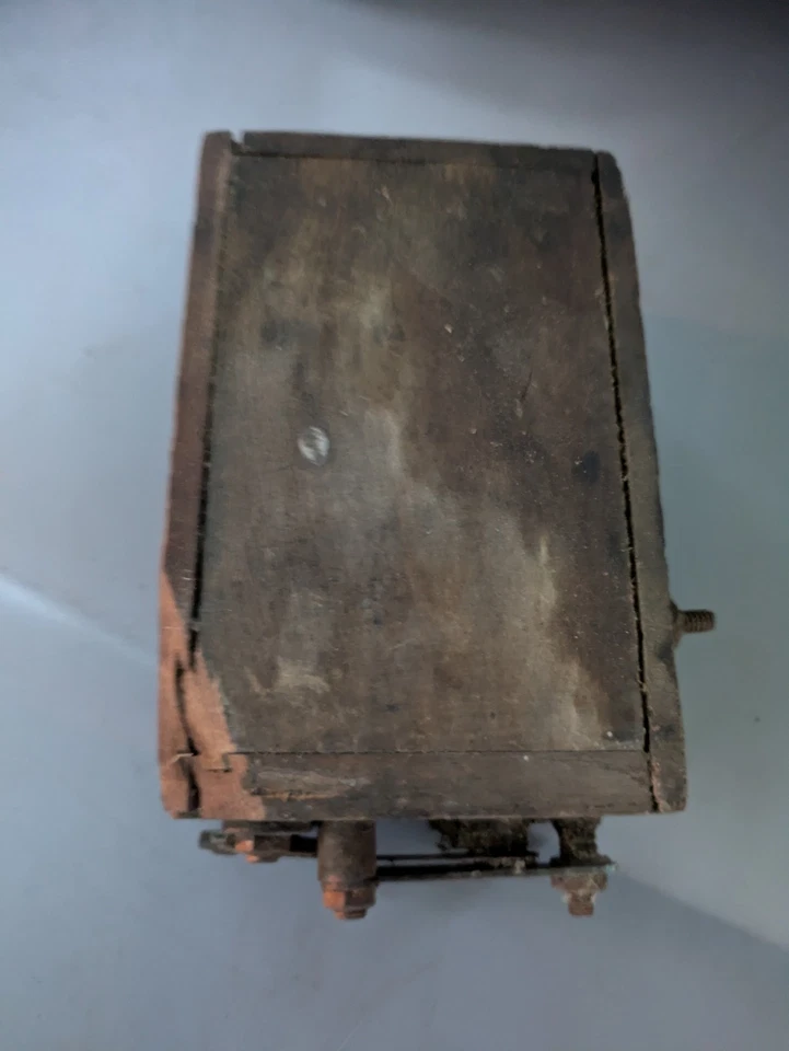 Vintage 1908-1927? Caja de bobinas Ford modelo T con bobina Foto 3 de 3