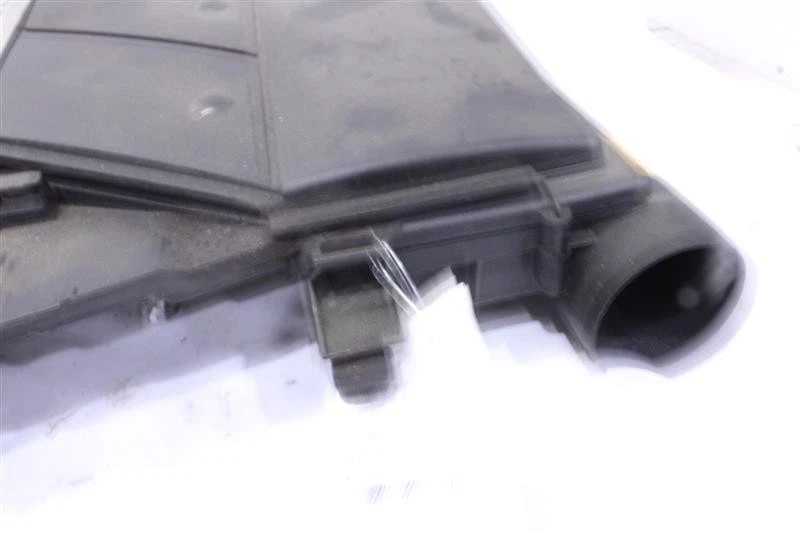 PLASTIC ENGINE COVER Mercedes-Benz C320 2004 04 1049180 - Image 3 of 4