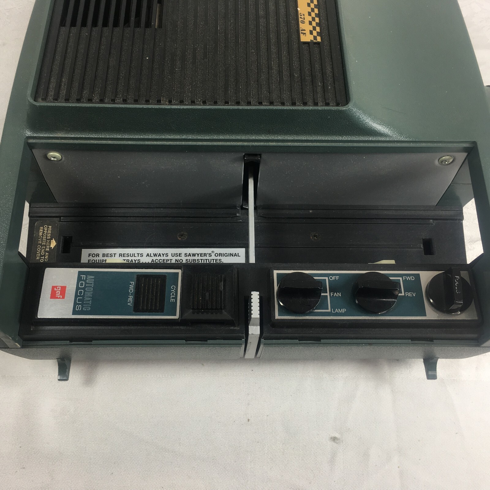 Vintage Sawyers Grand Prix 570AF Slide Projector Fully Working 464300