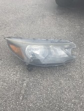 Headlight For 2013 2014 Honda CR-V LX  EX EX-L Models Bulb With Broken Housing.