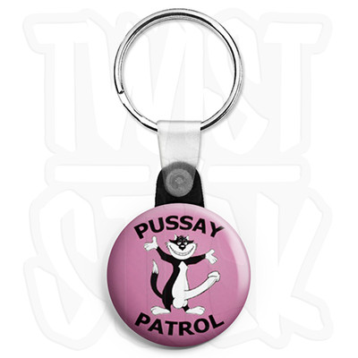 Pussay Patrol - 25mm The Inbetweeners Schlüsselanhänger Hirsch Knopf Abzeichen, Zip Pull Option