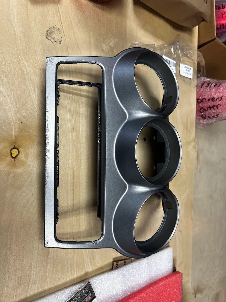 Ferrari F430, 67796610 Dash UPPER CENTR VENT PANEL Bezel OEM