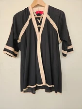 Tigerlily Australia Pintucked Lace Kimono Top Size 6 Black Pink Anthropologie