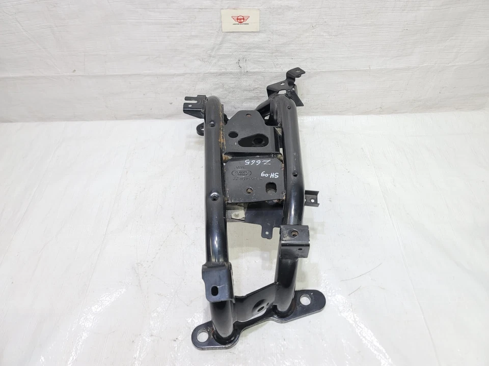 2014-2016 Land Rover Range Rover Sport Transfer Case Mount Bracket Support OEM - Imagem 4 de 4