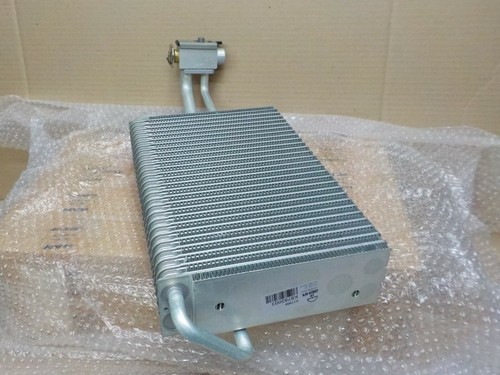 MAN, 81619206036, Air Conditioning Evaporator, Genuine OEM Part, BEHR V7403001, - Picture 8 of 11