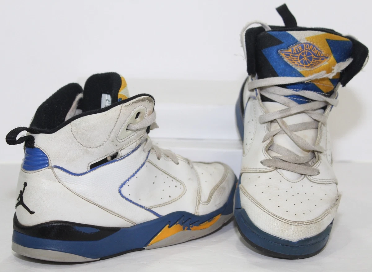 Warriors jordans top