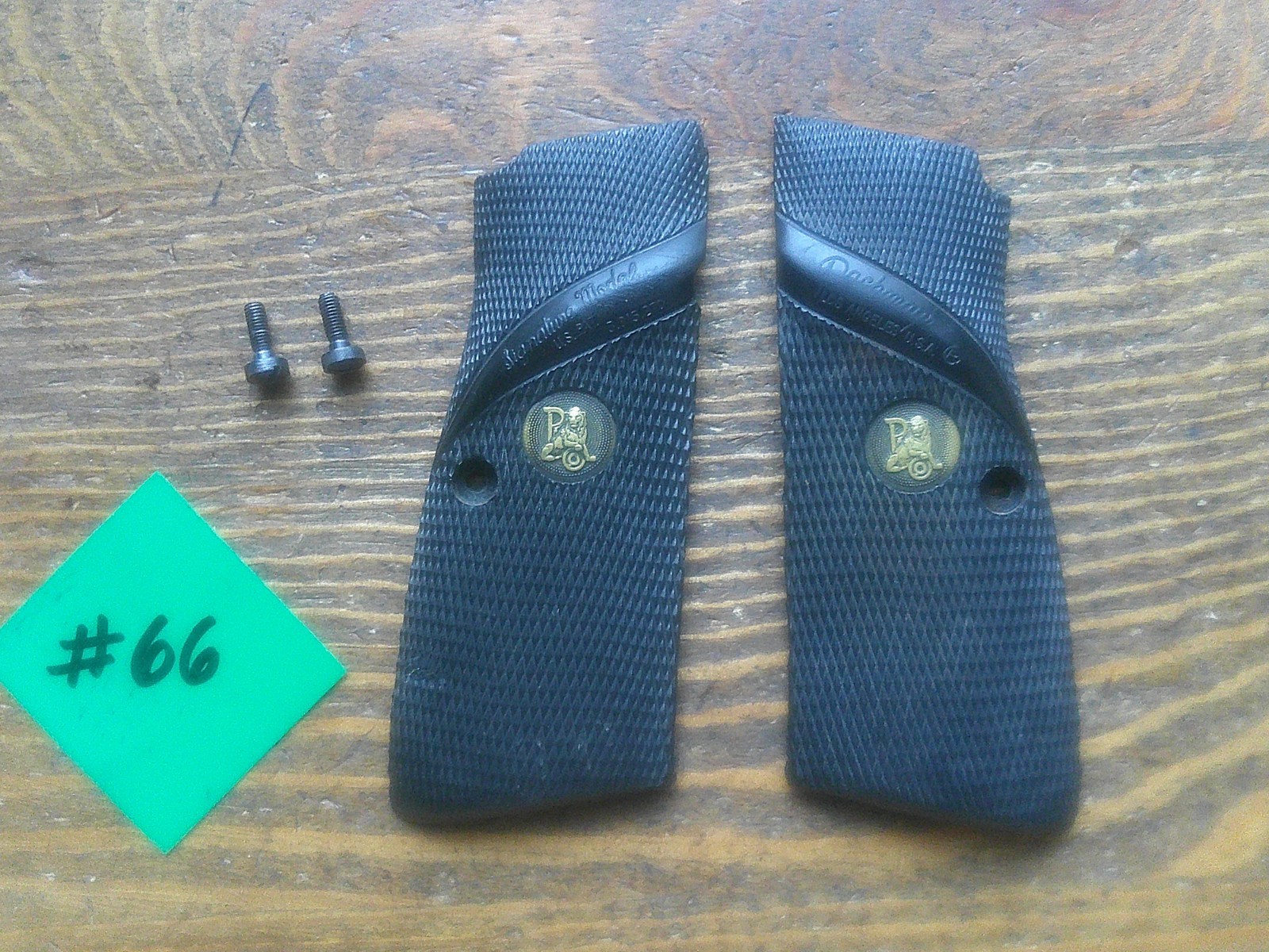 Pachmayr Rubber Signature Grips - Browning Hi-Power w/ Screws