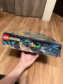 LEGO Space: Insectoids sets (6977), (6837), (6817) and (6903)