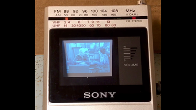 1984 SONY FD-30A BLACK/WHITE LCD TELEVISION w/FM STEREO/AM RADIO