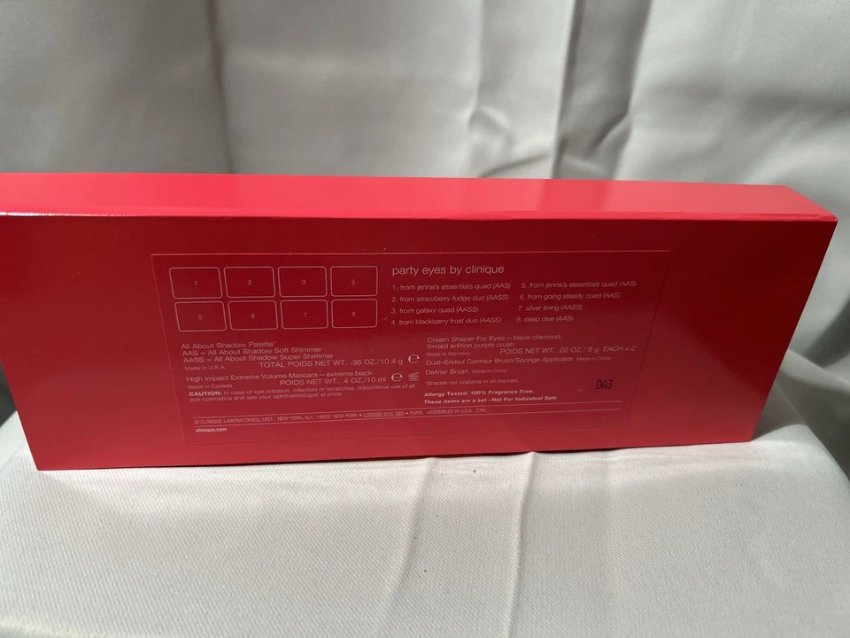 Clinique Party Eyes Holiday Makeup Set Eyeshadow Palette Eyeliners Brushes - Image 3 of 4