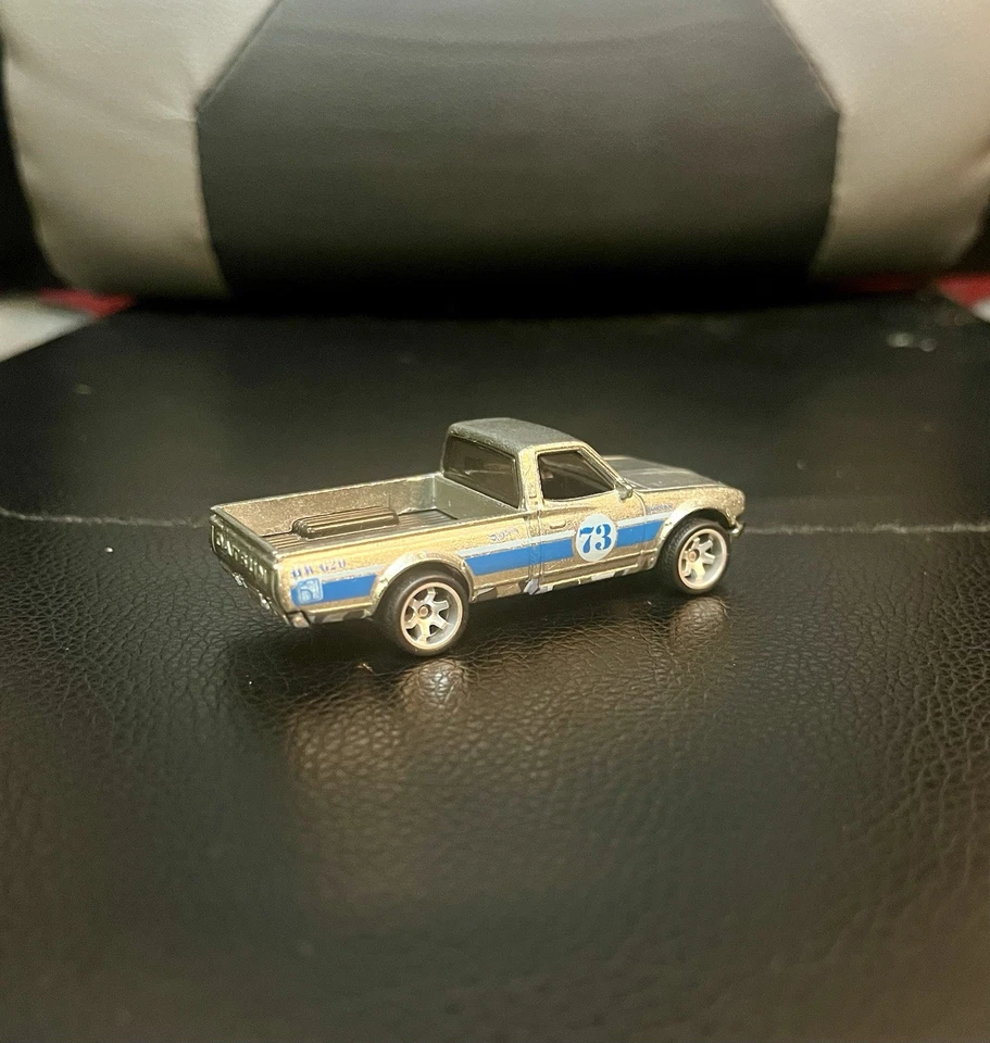 Zamac Datsun 620 2013 sin girar sin remache con pilotos reales Foto 2 de 4