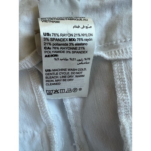 Chico's Brigitte Slimming White Stretchy Straight Leg Slit Ankle Jean Pants 8 1R - Picture 6 of 9