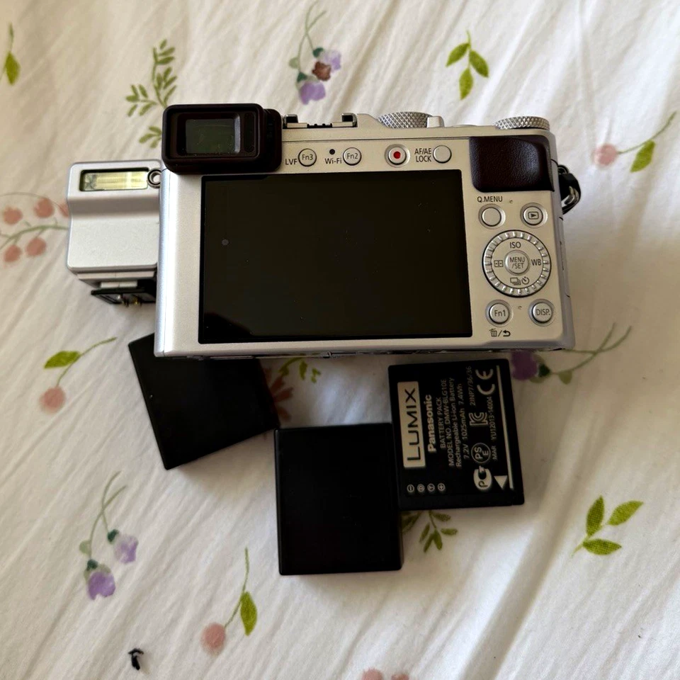 Panasonic Lumix DMC-LX100, photo 1 of 5
