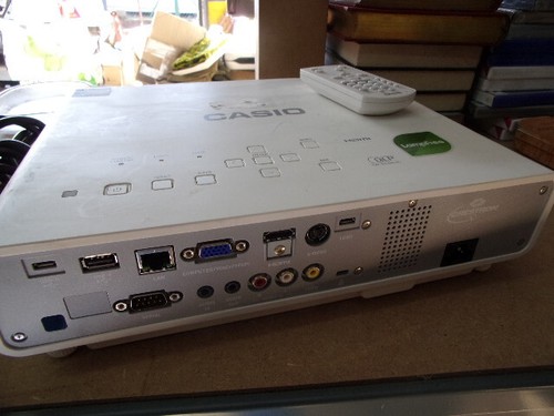 Vidéoprojecteur Casio XJ-M256 - HDMI - DLP - LampFree - Avec Télécommande - Imagen 3 de 4