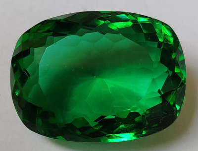 Großer grüner Smaragd kolumbianisch 84,5 ct. Kissenschliff lose Edelsteine Ge...