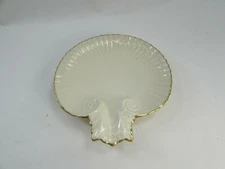 Lenox Aegean Dish Scalloped Shell Decorated with 24k Gold 5" Made in Japan 33698