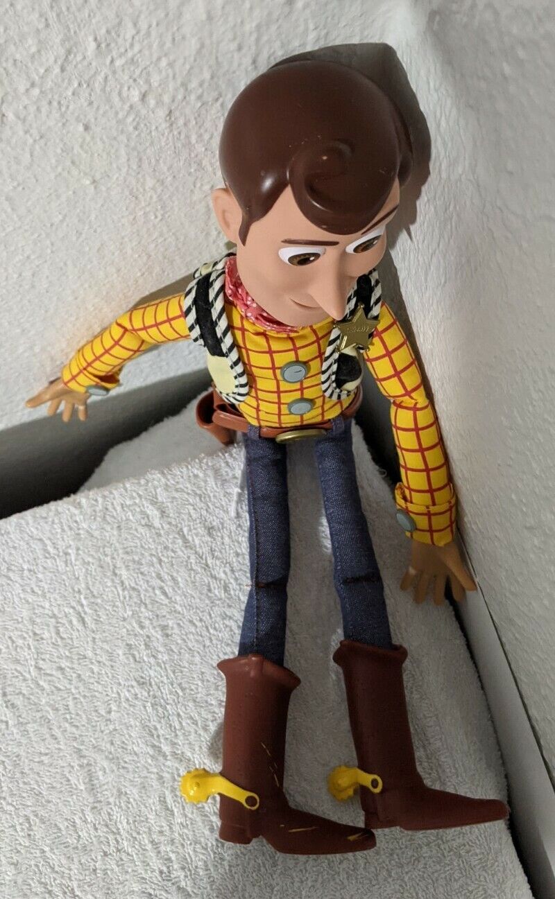 Disney Toy Story 4 Woody Pull String Doll 15 Tall w/ Bonnie on Boot