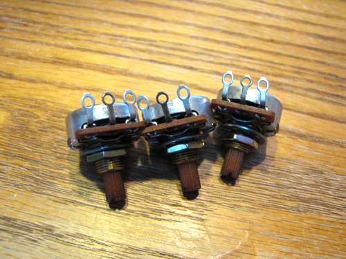 1984 CTS / Fender 100k Potentiometers......3 NOS......... SOLD INDIVIDUALLY - Picture 3 of 4