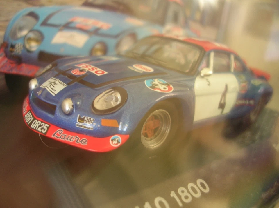 Alpine A110 1800 1974 1/43 vetrinetta mai aperta in display case rally Renault - Immagine 2 di 4