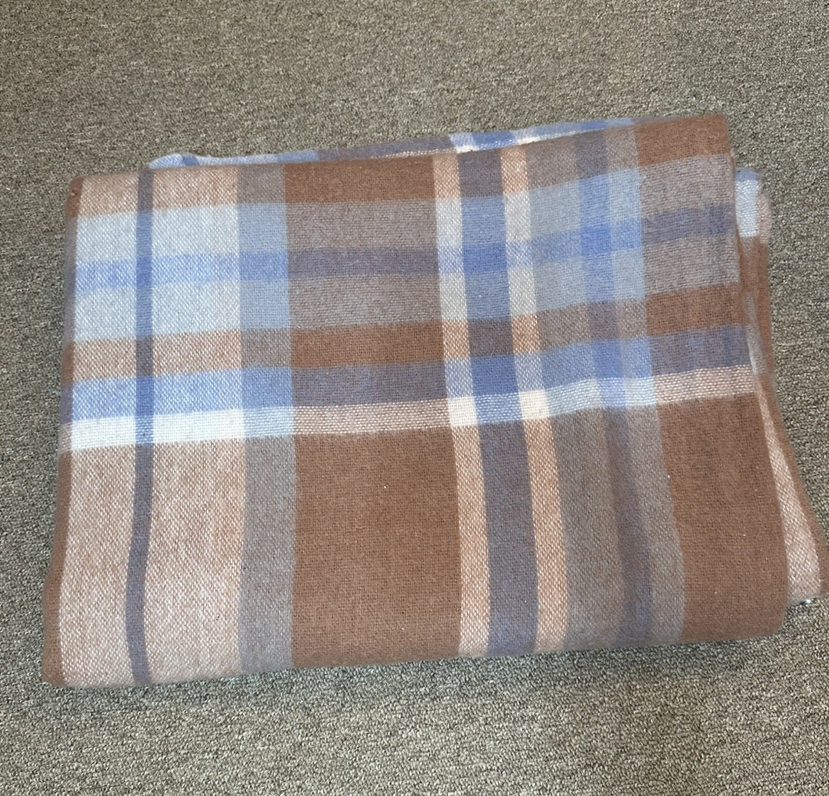 Couverture Portable Tennessee Woolen Mills - Tartan Plaid - 52.5x74 Inches - Snap