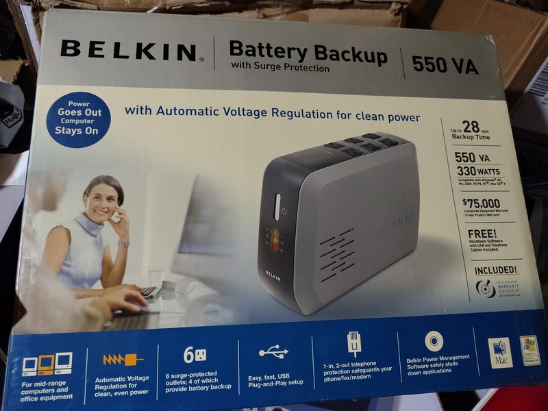 Belkin F6C550-AVR AVR UPS 330W 550VA Surge Protection w/ 8 Outlets