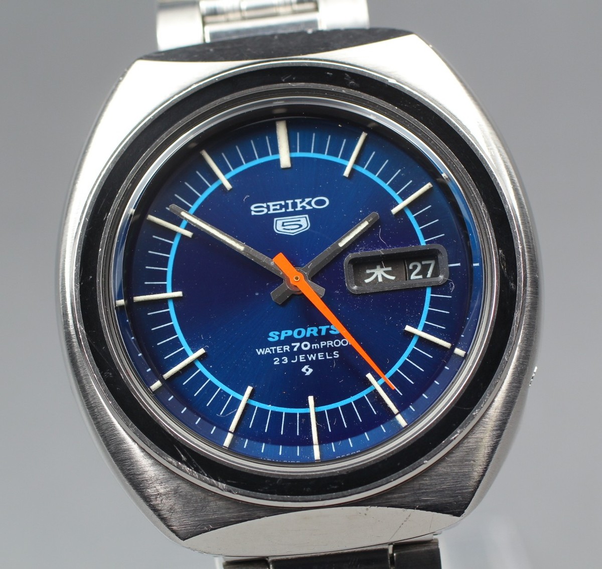 Vintage [N MINT] Seiko 5 Sports 6106-8560 Automatic 40mm Black