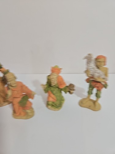 Set statuine presepe ceramica vintage 5 pezzi - Made in Taiwan alte 3-4" - Foto 3 di 6