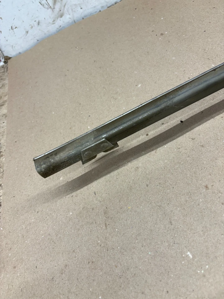 1964 1965 1966 CHEVROLET GMC C10 K10 C30 K30 Б/У ПРАВОЕ ТОНИРОВАННОЕ КРЫЛО ВЕНТИЛЯЦИОННОЕ ОКНО - Изображение 2 из 4