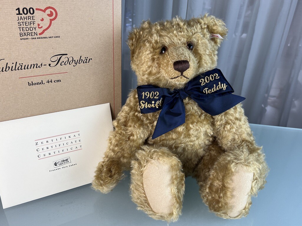 完品 シュタイフ Steiff Original Teddybear s-l1200.jpg