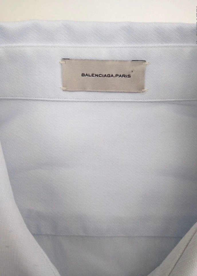Camisa de vestir Balenciaga para hombre azul polvo patrón de cabeza de uñas LS puño francés 42 Foto 2 de 4