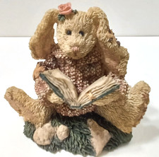 Vintage Boyds Bears  Friends Folkstone Collection DAPHNE THE READER HARE 2226