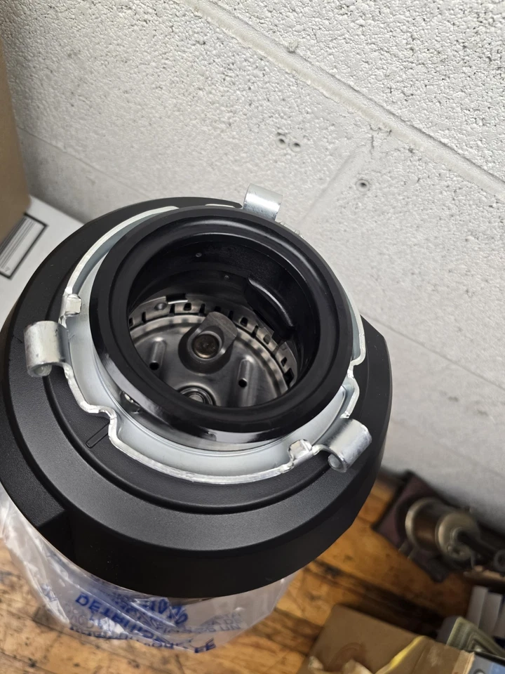 Eliminación InSinkErator Advanced Series Pro 750, 3/4 HP con cable NUEVO en caja - Imagen 3 de 4