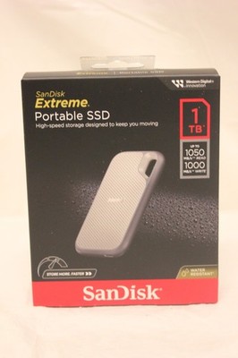 New Sandisk Extreme 1TB Portable SSD SDSSDE51-1T00-AW25 J42