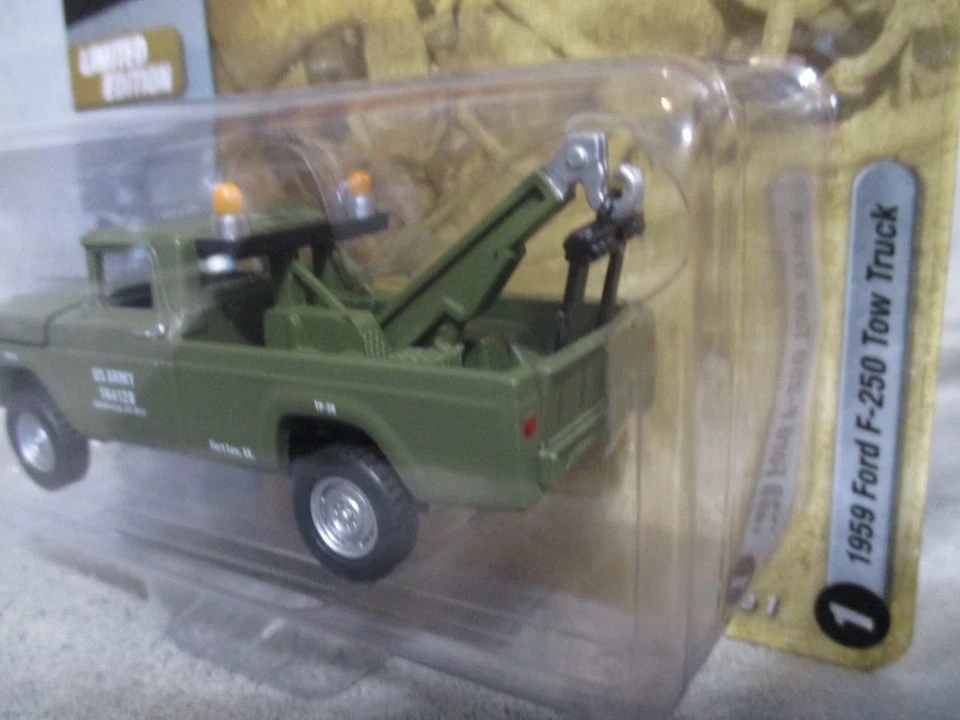 Camión de remolque Ford Johnny Lightning U.S Army Ft Lee VA 59 1:64 neumáticos de goma diecast Foto 4 de 4