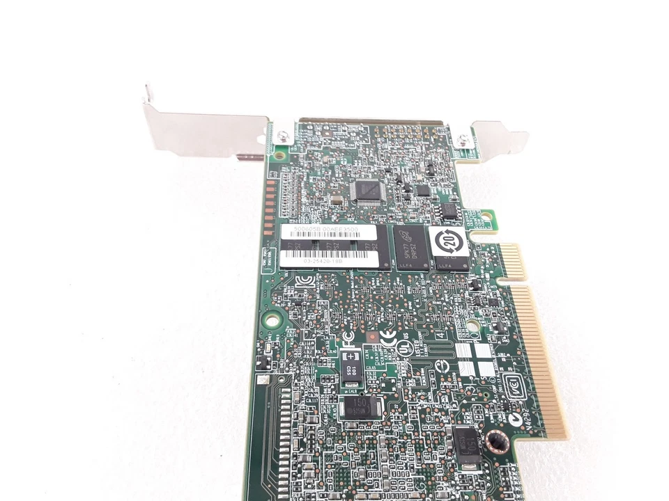 Intel RAID Controller RS3DC080, 12Gbps, PCIe x8, Profilo Basso - Immagine 3 di 3