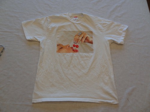 supreme cherry tee