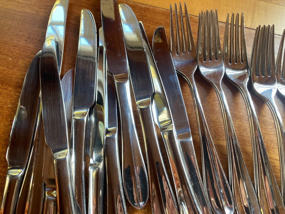 45 Pcs Cuisinart Stainless Annapolis Spoons, Forks, Knives eBay