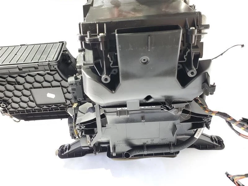 Carcasa de núcleo de evaporador de CA OEM 08 09 10 11 12 13 14 Mini Cooper Clubman Foto 2 de 4