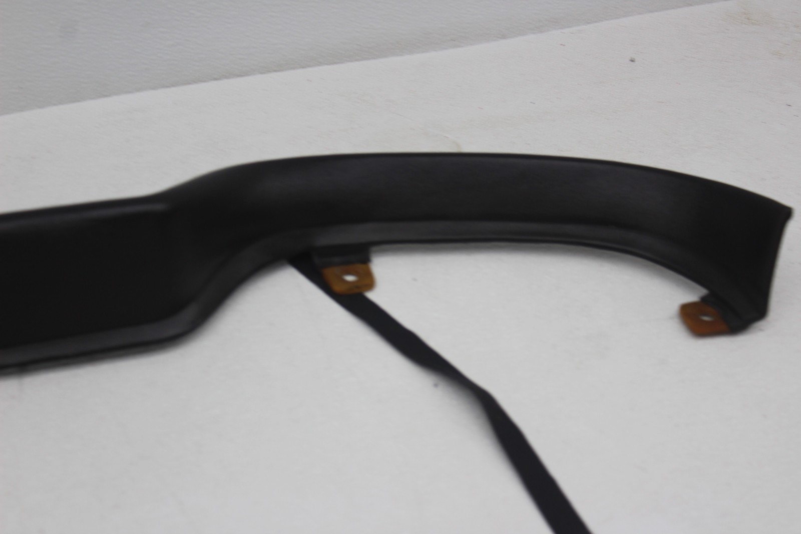 99-01 FERRARI 456 M REAR WINDOW COVER TRIM