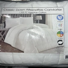 Elegant Comfort 1200 Thread Count Down Alternative Comforters