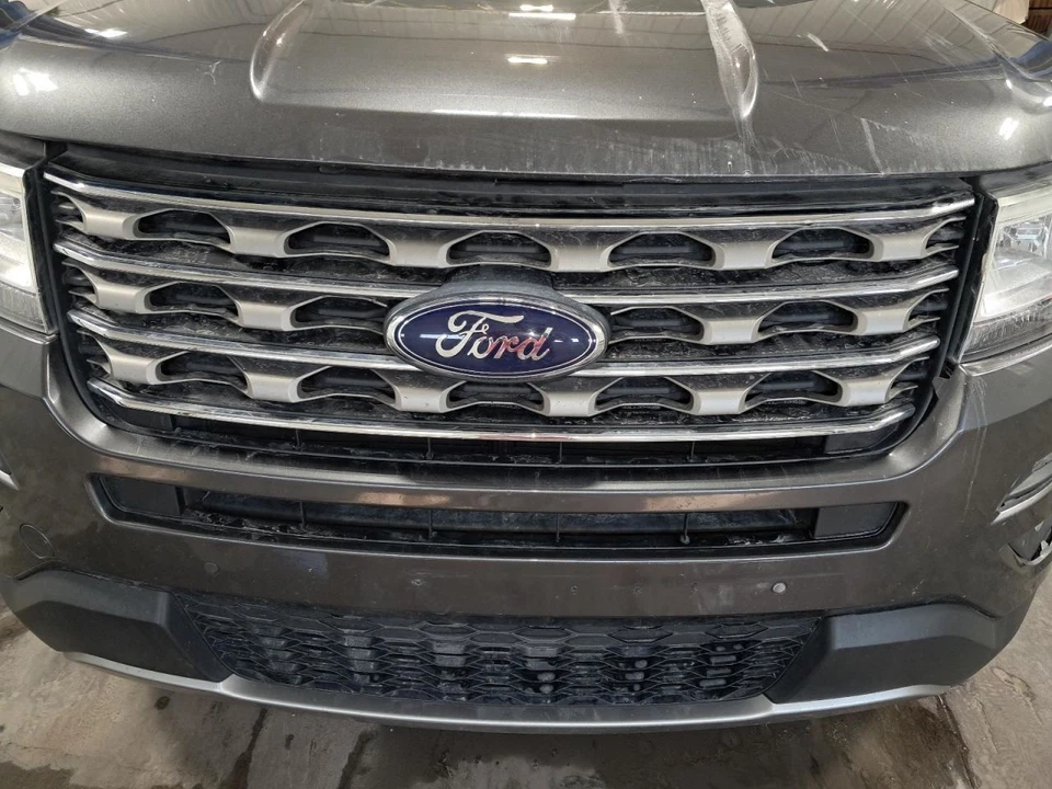 2016 Ford Explorer 18x8 Aluminum Wheel OEM 5 Spoke Used RR A 4DR SUV - Image 4 of 4