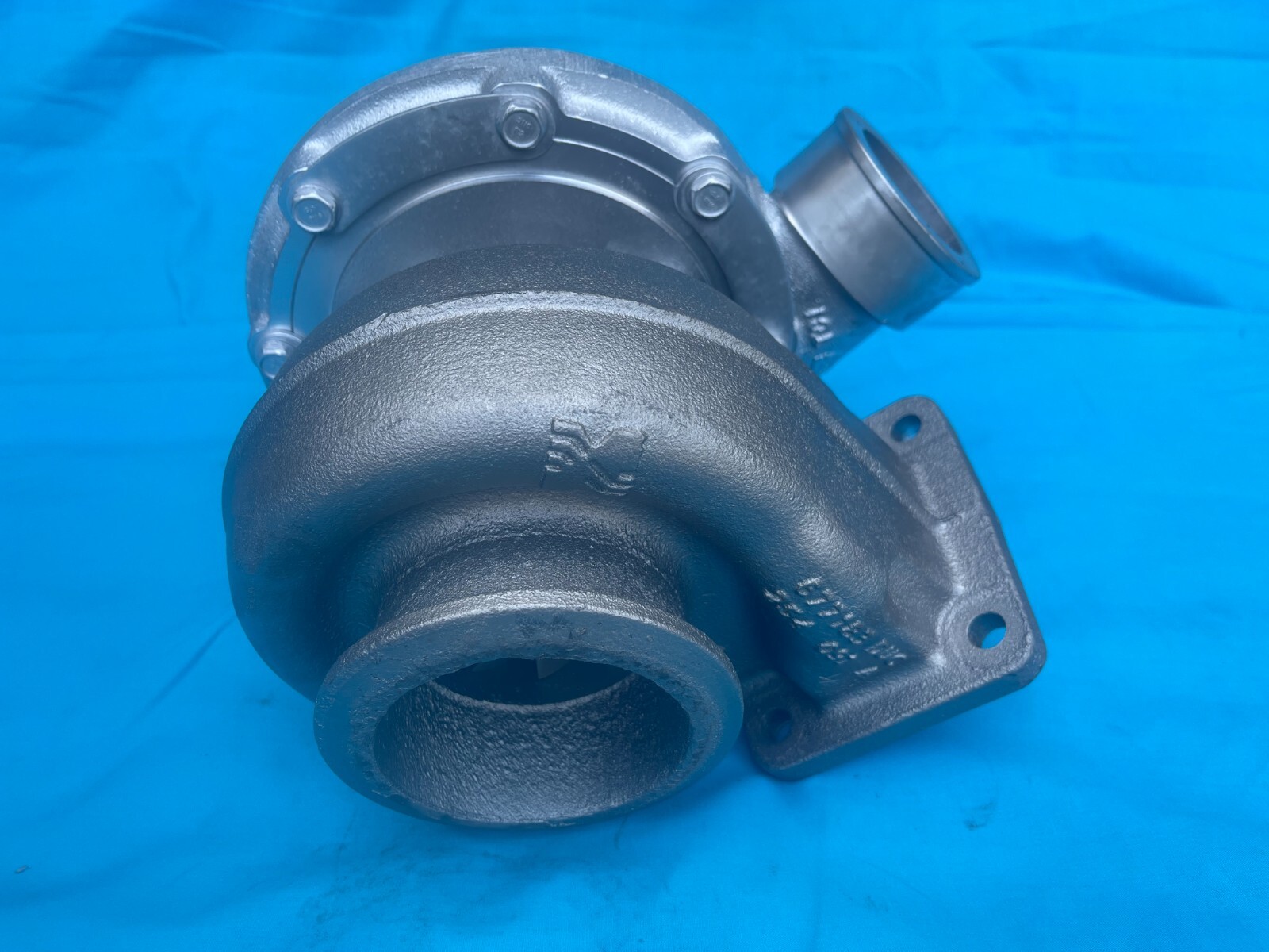 John Deere 8.1L 6068H Engine Borg Warner Genuine S300S080 Turbo ...