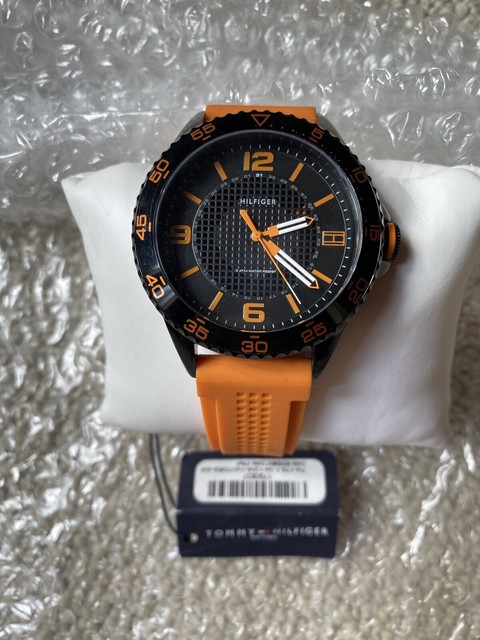 tommy wrist watch
