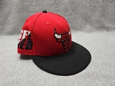New Era 59Fifty NBA Chicago Bulls 2-Tone Red Black Fitted Hat 7 3/8 See RED